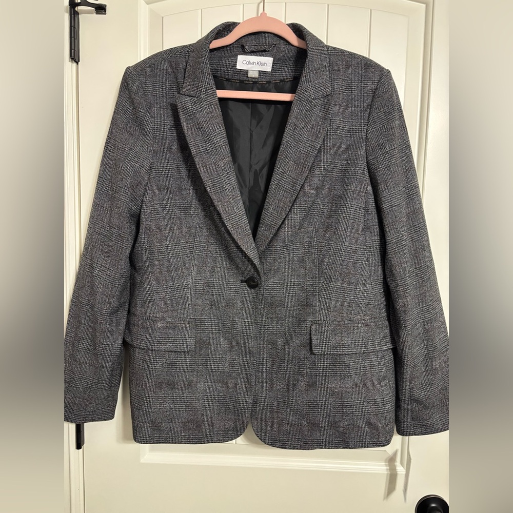 Calvin Klein Women's Charcoal Plaid Blazer size 16